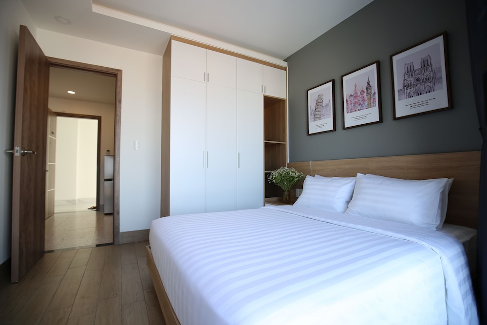 Double Room - Photo 7