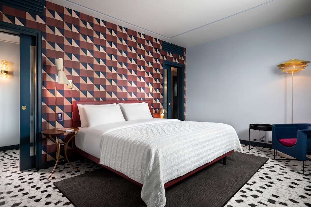 Signature Suite, 1 Bedroom, City View