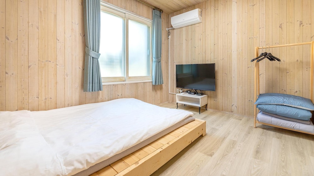 Basic Room, 1 Bedroom (101ho) - Photo 8