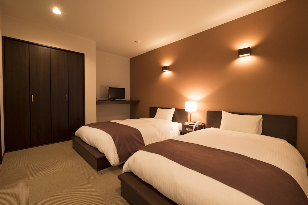 Japanese Western Style Room, New Building, Smoking photo 2