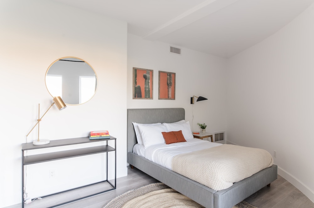Villa (Multiple Bedrooms)