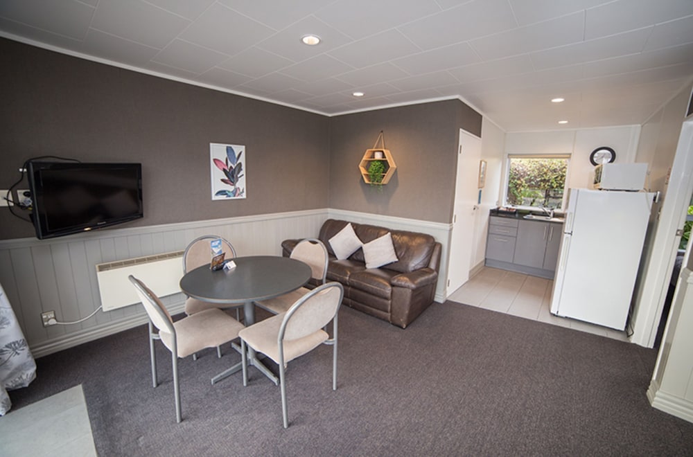 Motel Unit - 1 Bedroom (1BR) - Photo 5