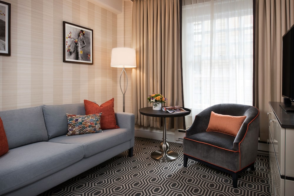 Suite (Spreckels)