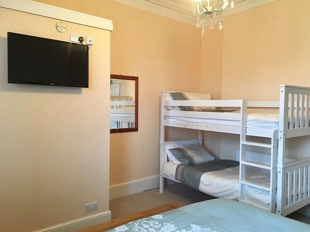 Superior Suite, Ensuite photo 2