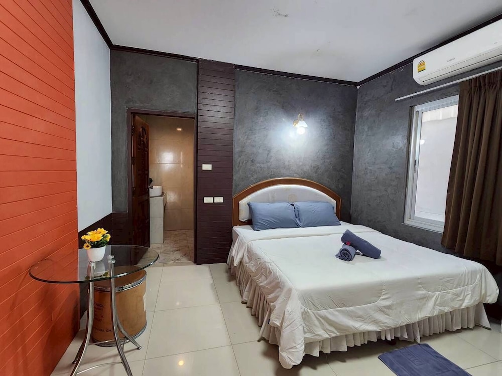 Basic Double Room