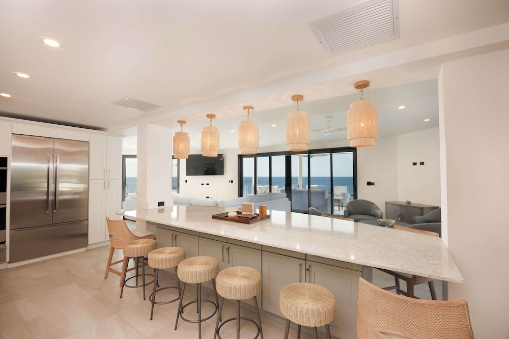 Room (blue Heaven Rendezvous)