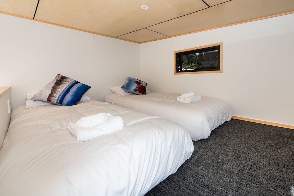 House, 2 Bedrooms
