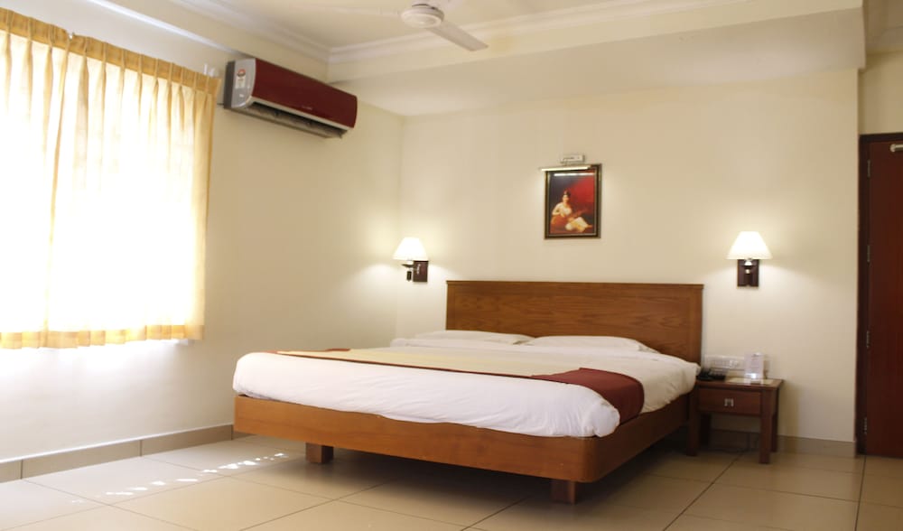 Executive Deluxe A/C photo 3