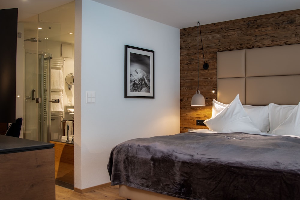 Deluxe Double Room, 1 King Bed
