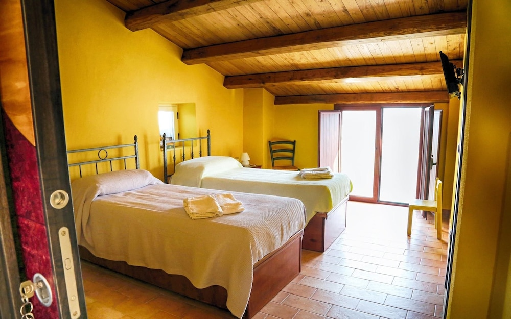 Double or Twin Room photo 1