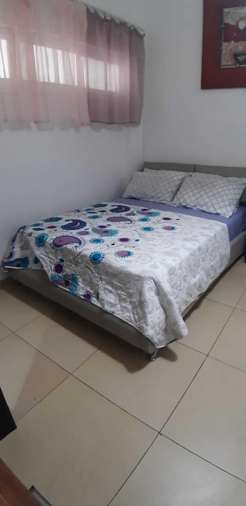 Classic Quadruple Room, 1 Bedroom, Non Smoking, City View photo 1