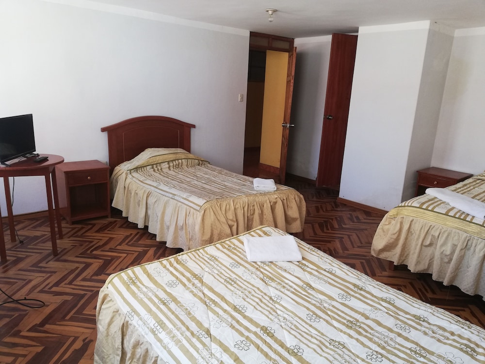 Standard Quadruple Room, 1 Bedroom, Non Smoking, Private Bathroom photo 3