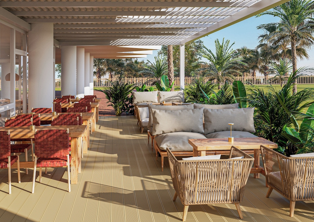 The Level Front Sea View (2+1)