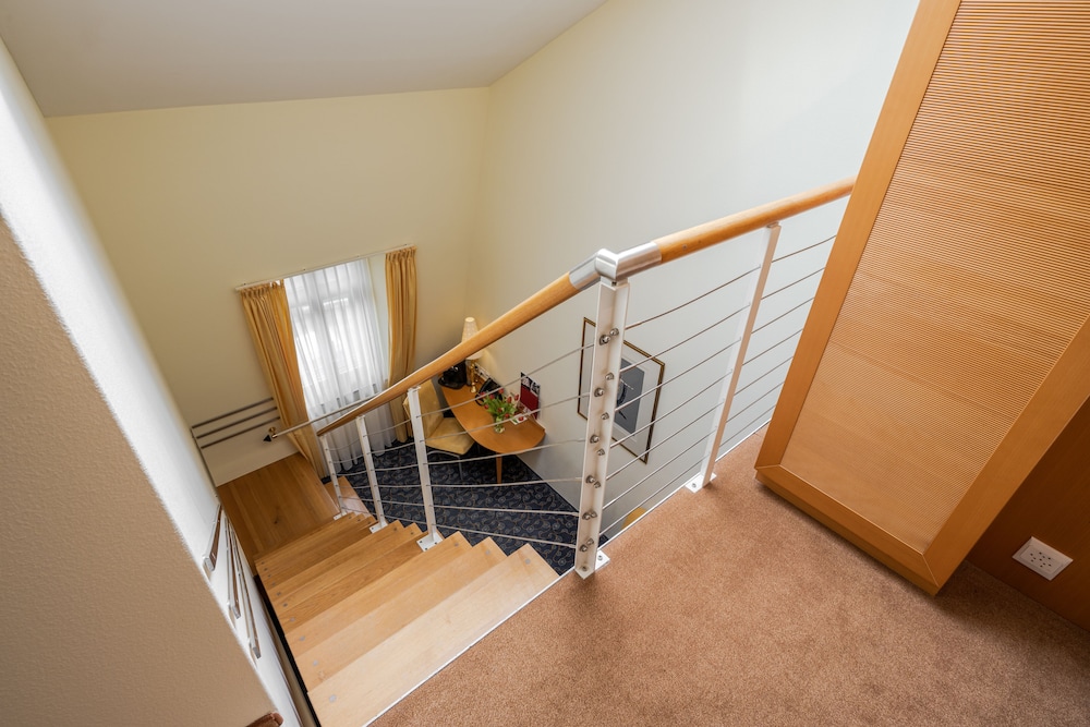 Superior Twin Room, 2 Twin Beds - Photo 9
