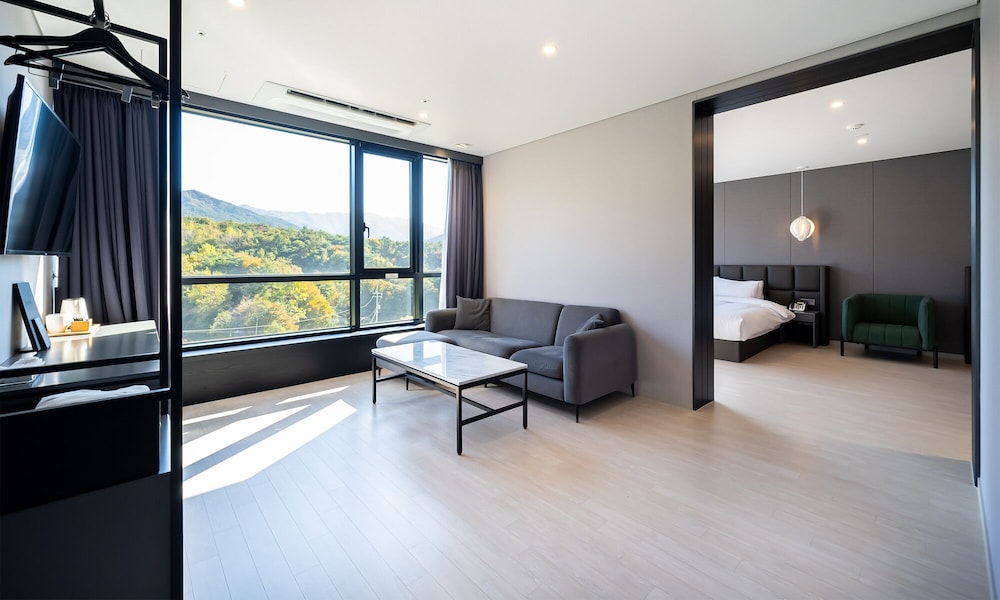 Special Suite - Photo 5