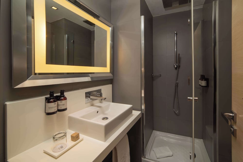 Superior Room - Photo 12
