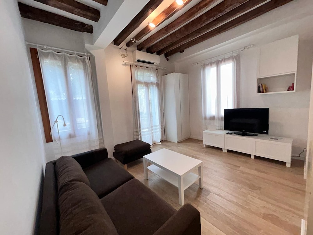 Comfort Apartment, Garden View photo 1