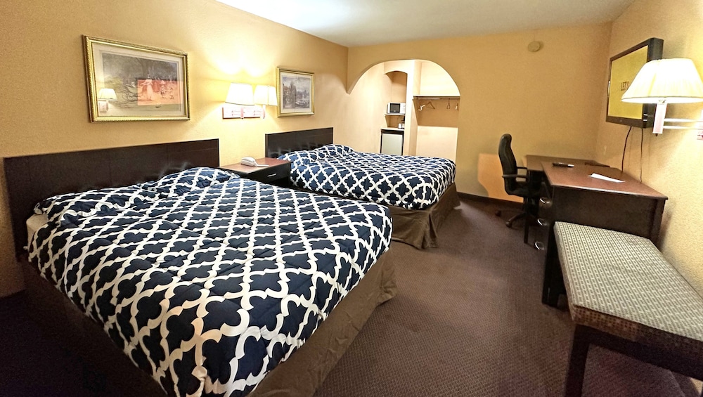 Standard Room, 2 Queen Beds, Smoking, Refrigerator & Microwave
