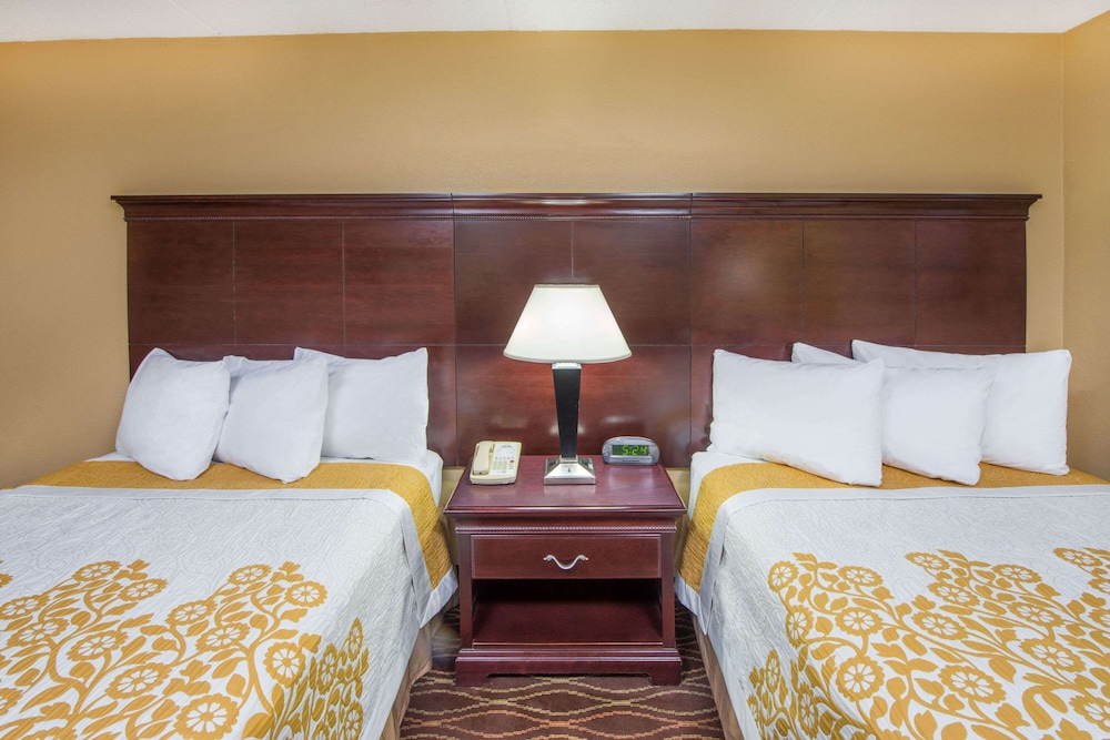 Double Room, 2 Double Beds - Photo 3
