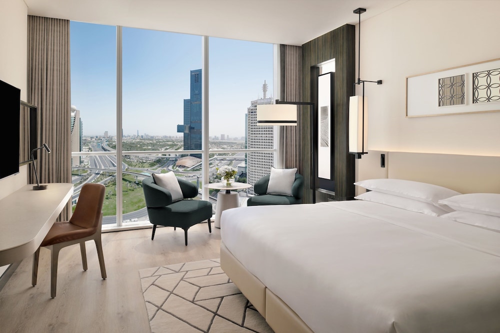 Grand Suite, 1 Bedroom thumbnail 5