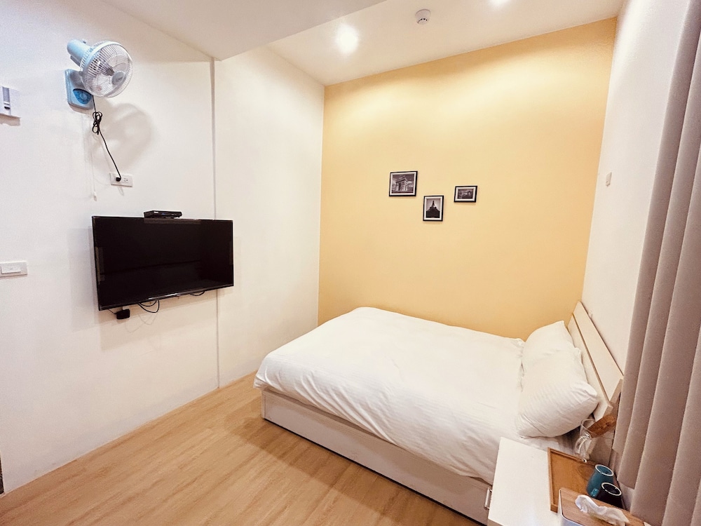 Standard Double Room, 1 Double Bed, Non Smoking photo 3