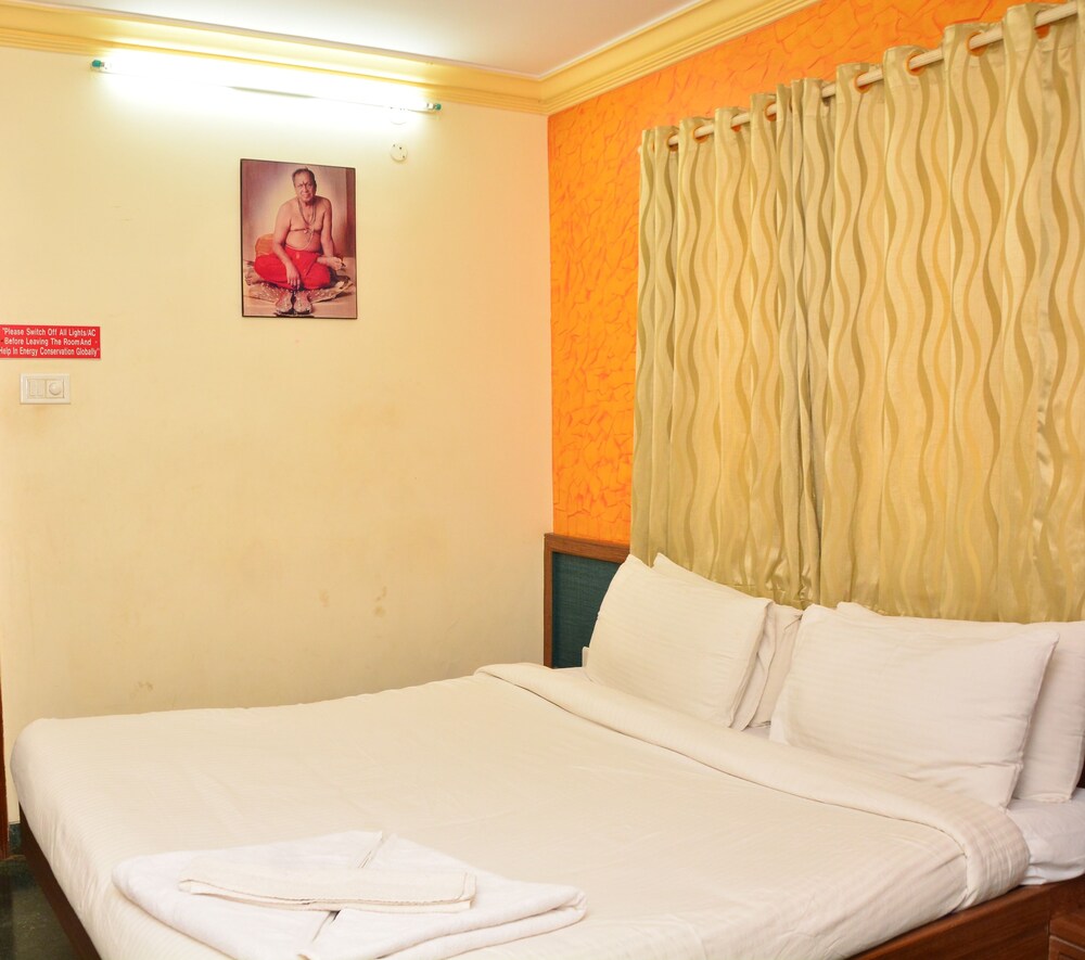 Comfort Triple Room, 1 Queen Bed, Accessible, Garden View photo 2