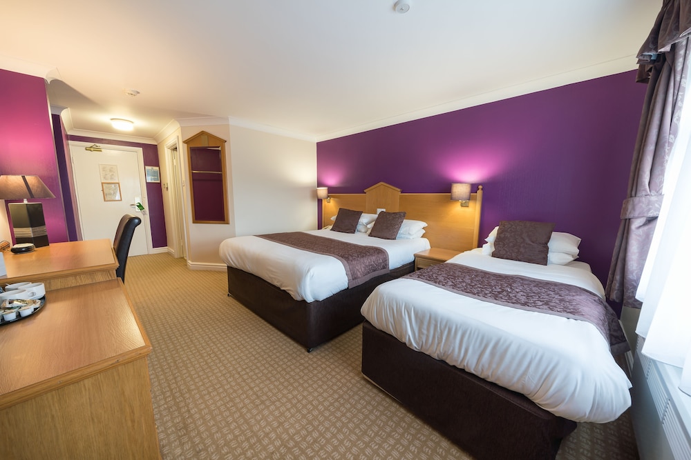 Family Room, Multiple Beds - Photo 1