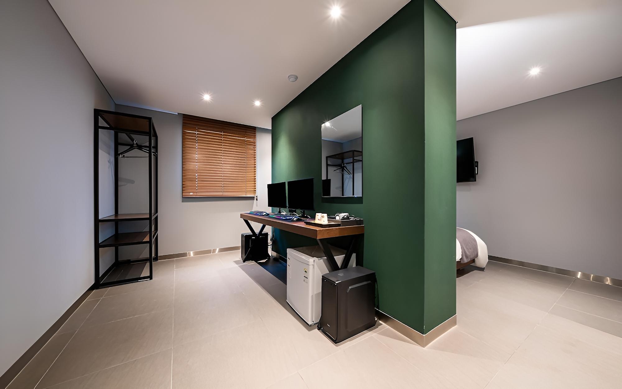 Room (Couple pc (Battleground available Rol) photo 1