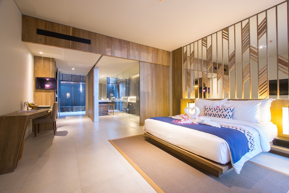 Premier Room (King) photo 1