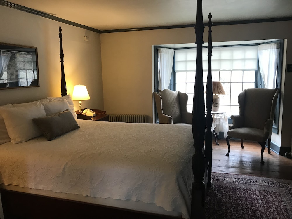 Basic Single Room