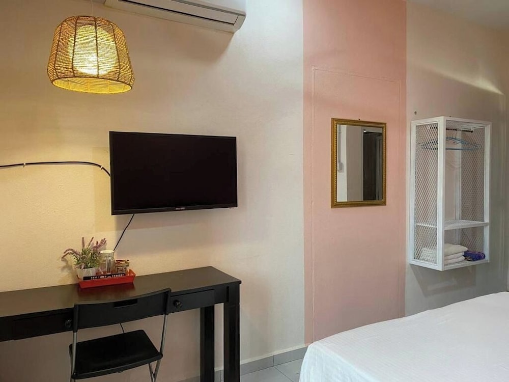 Deluxe Double or Twin Room photo 1