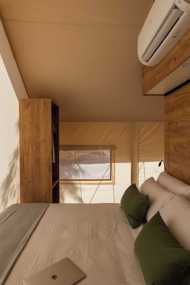 Comfort Cabin photo 3