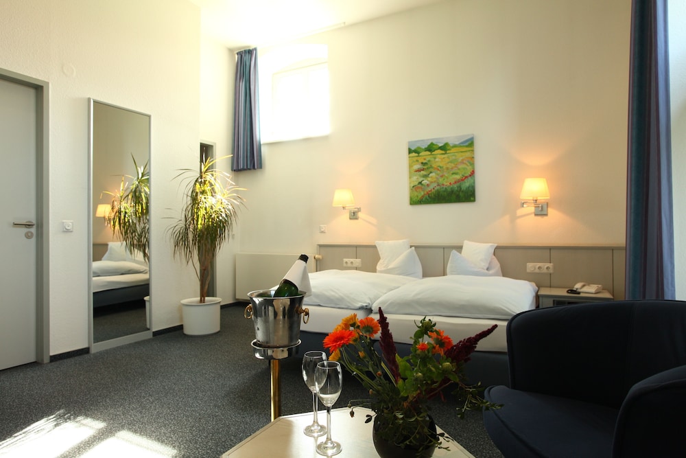 Deluxe Double Room photo 3