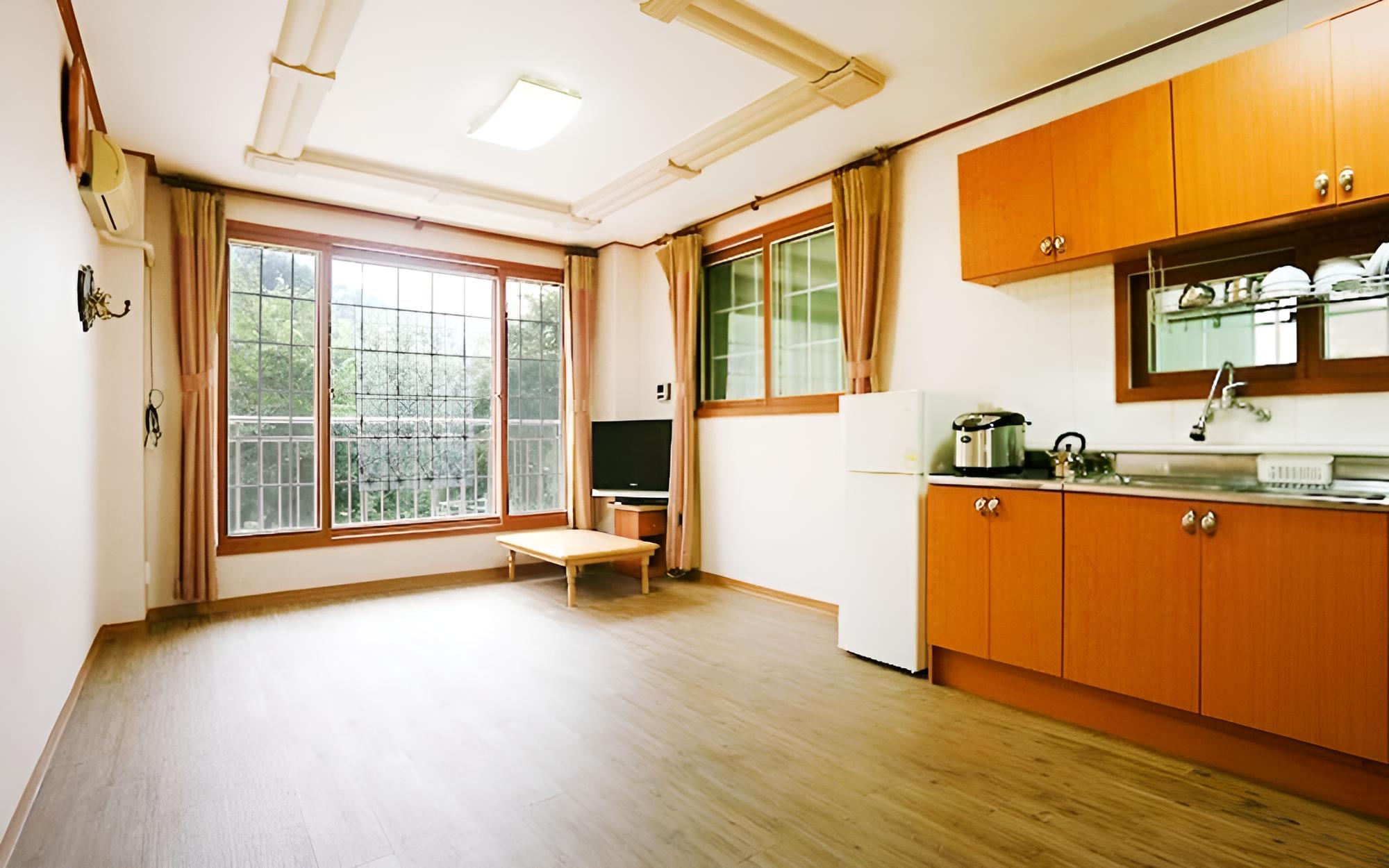 Room (One Room ) photo 2