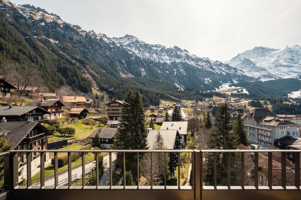 Junior Suite (Attic, Family, Jungfrau View) - Photo 5