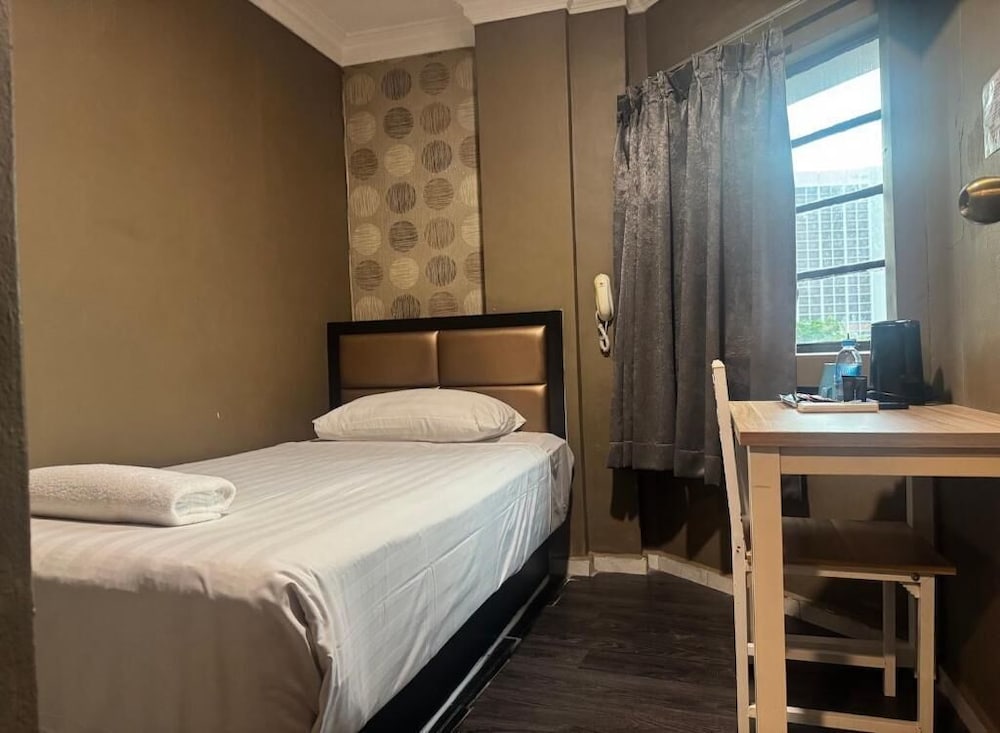 Standard Single Room, City View photo 3