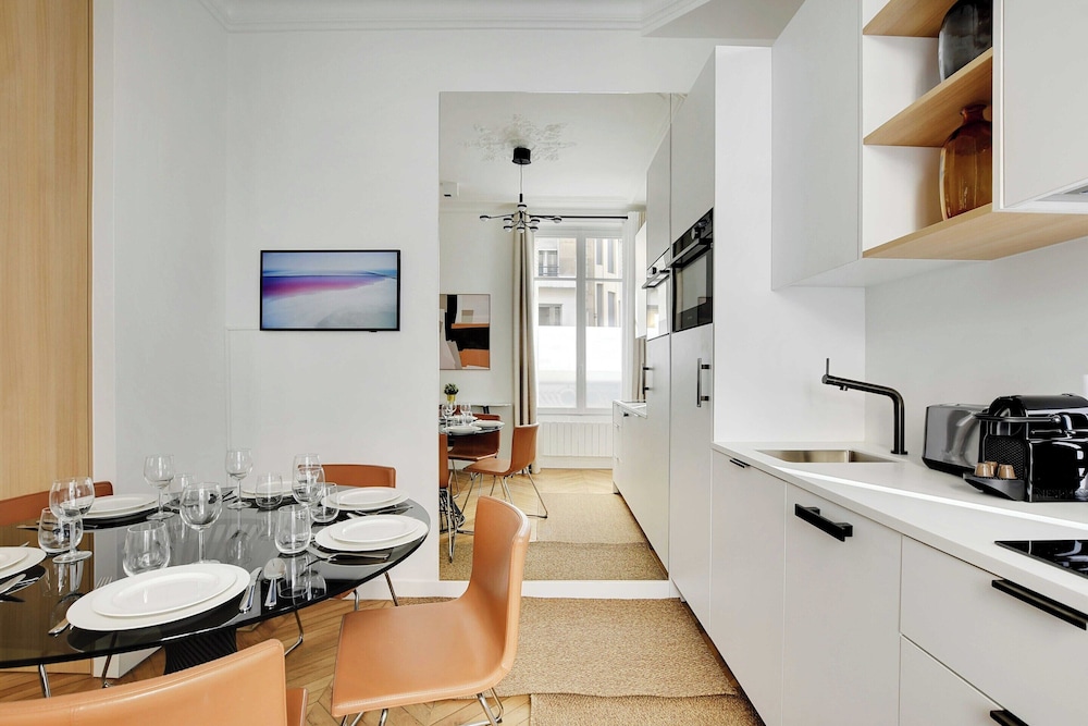Apartment photo 3
