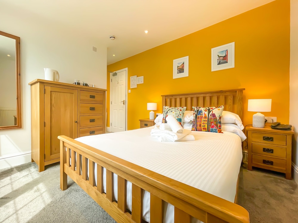 Double Room, Ensuite, Garden View (Room 7 ) photo 1