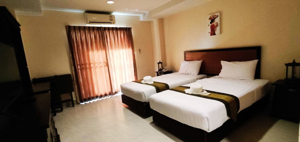 Standard Twin Room photo 2