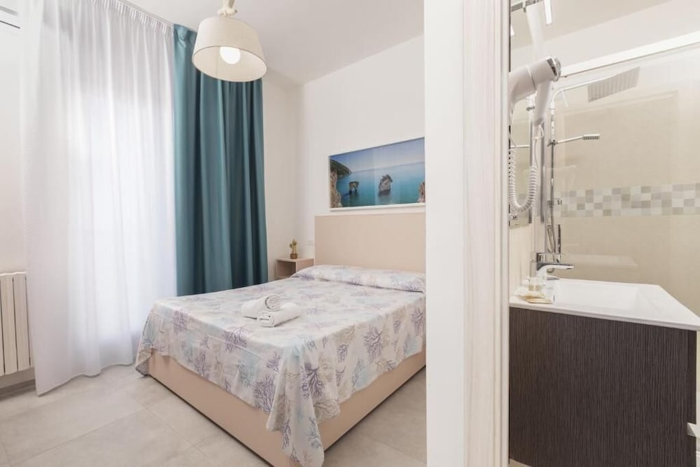 Comfort Double or Twin Room, Private Bathroom, Sea View