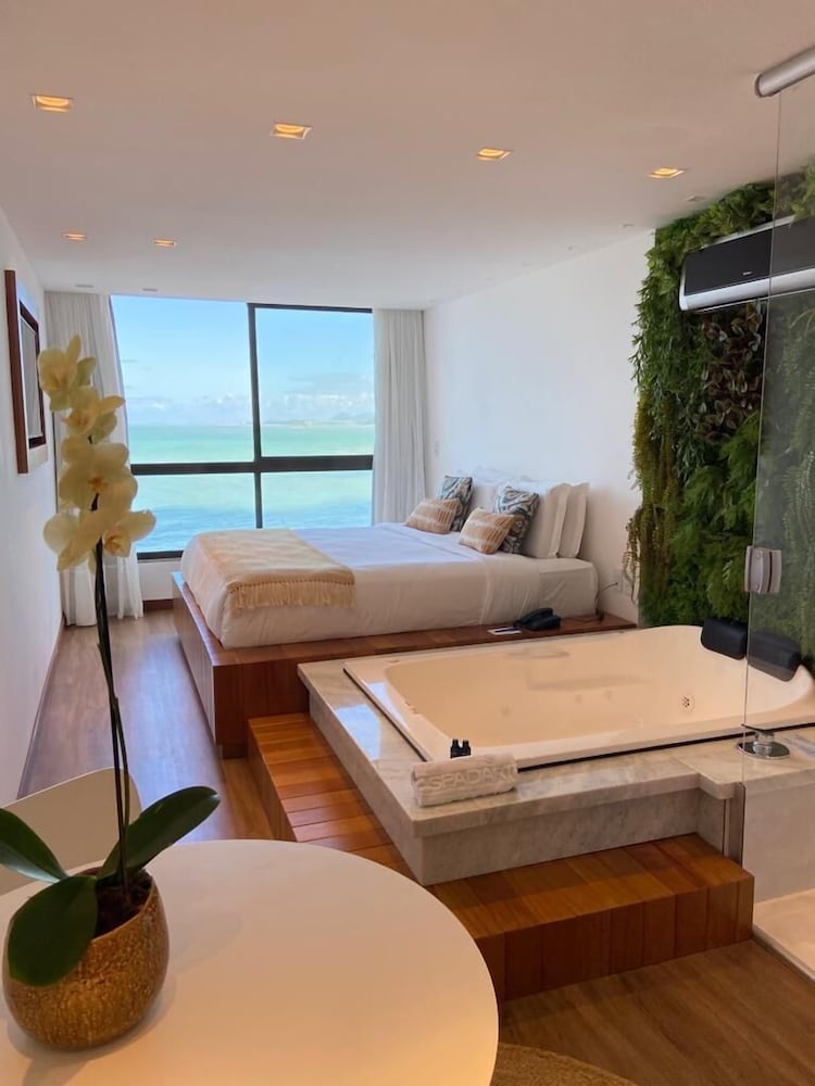 Luxury Room, Jetted Tub, Sea Facing photo 3