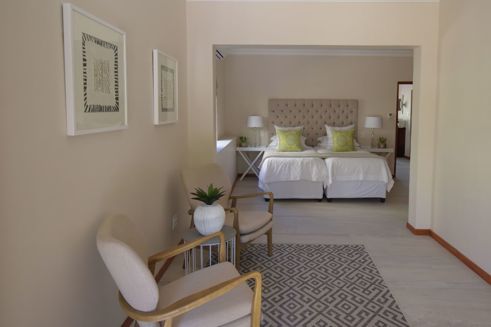 Deluxe Double or Twin Room - Photo 3