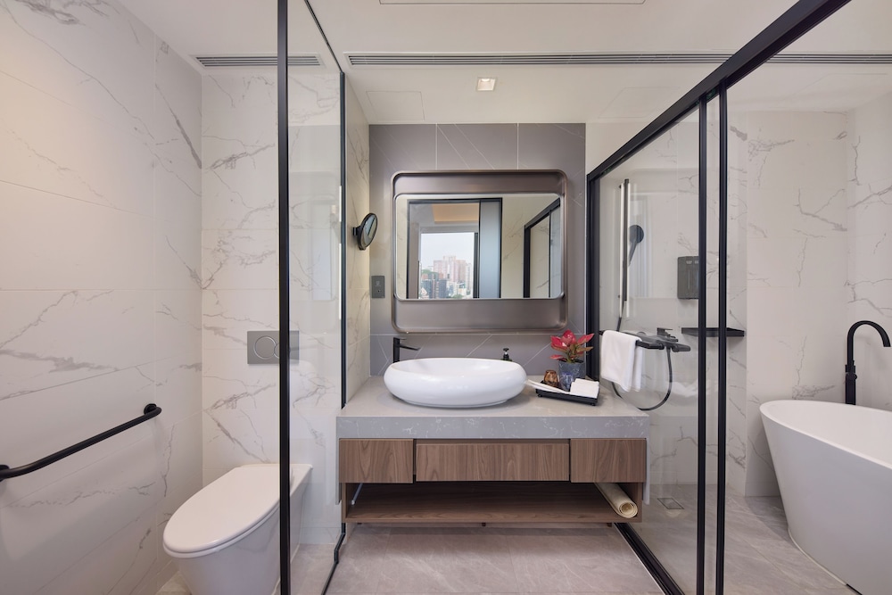 Rosedale Suite photo 3