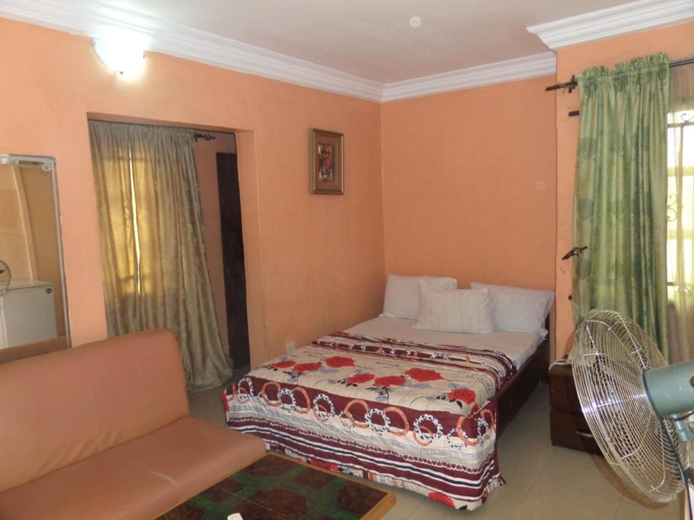 Standard Room - Photo 1