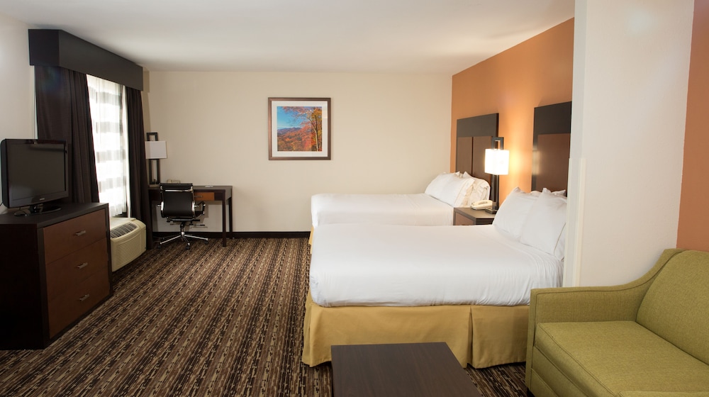Suite, 2 Queen Beds, Accessible (Mobility, Accessible Tub) - Photo 1