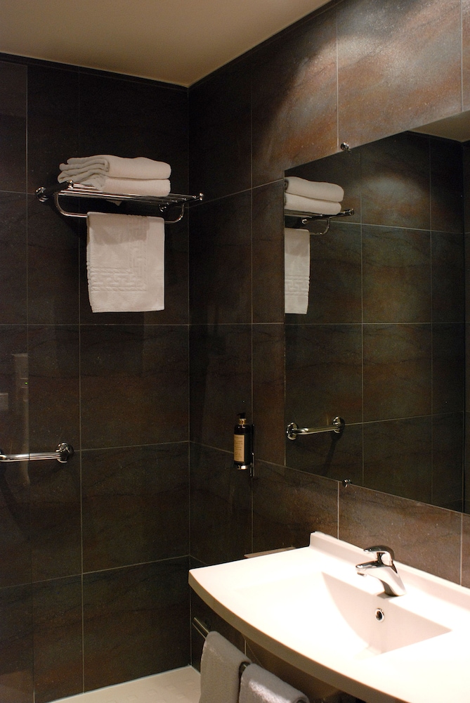 Superior Double or Twin Room - Photo 4
