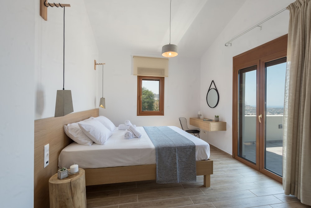 Apartment, 2 Bedrooms, Sea View photo 3