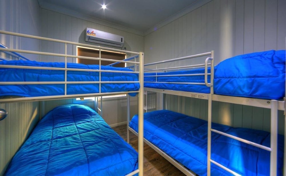 Standard Suite, 2 Bedrooms, Non Smoking, Kitchenette (Beach House - Midweek) photo 2