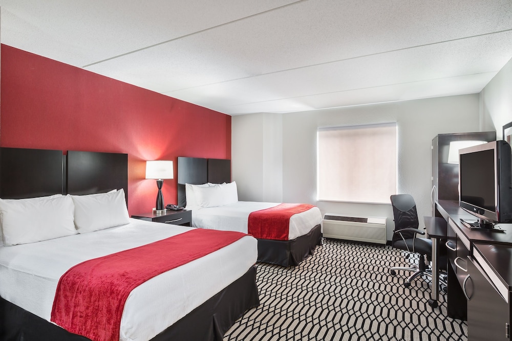 Suite, Multiple Beds, Non Smoking photo 2