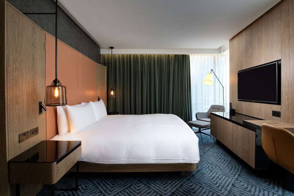 Executive Suite, 1 Bedroom - Lounge Access